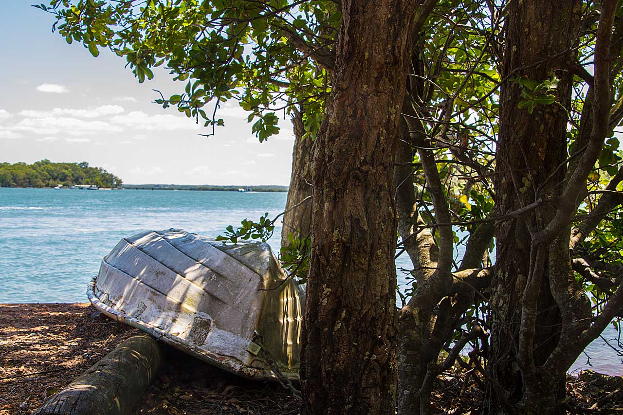 Lamb Island Bay Islands Info